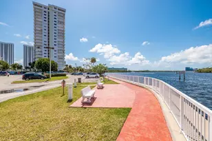 500 Bayview Dr, Sunny Isles Beach, FL 33160 - Photo 16