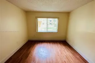 505 NW 177th St, Miami Gardens, FL 33169 - Photo 6