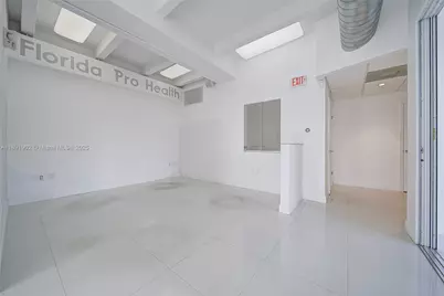 814 Ponce De Leon Blvd #304, Coral Gables, FL 33134 - Photo 6