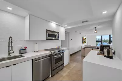 20515 E Country Club Dr #343, Aventura, FL 33180 - Photo 12