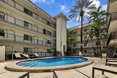 924 SE 2nd St #27, Fort Lauderdale, FL 33301 - Photo 1