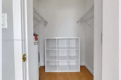 924 SE 2nd St #27, Fort Lauderdale, FL 33301 - Photo 10