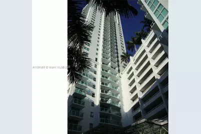 31 SE 5 St #1210, Miami, FL 33131 - Photo 2