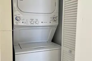 1725 W 60th St, Hialeah, FL 33012 - Photo 20