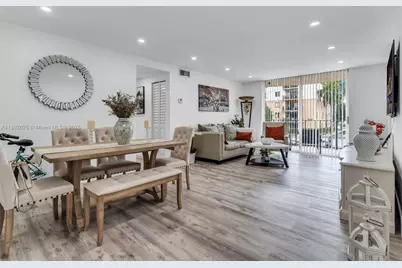 9310 Fontainebleau Blvd #201, Miami, FL 33172 - Photo 1