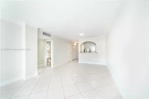 2555 NE 11th St, Fort Lauderdale, FL 33304 - Photo 8