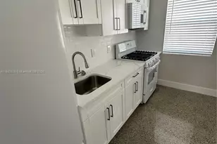 211 SW 18th Ave, Miami, FL 33135 - Photo 4