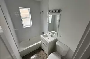 211 SW 18th Ave, Miami, FL 33135 - Photo 10
