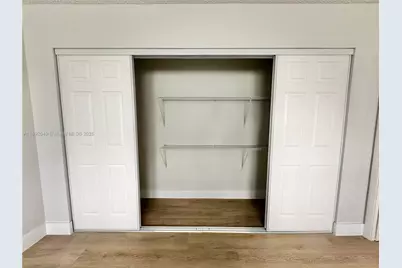 213 Oakridge  N #213, Deerfield Beach, FL 33442 - Photo 12