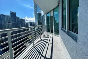 325 S Biscayne Blvd, Miami, FL 33131 - Photo 10