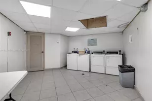 6100 S Falls Cir Dr, Lauderhill, FL 33319 - Photo 26