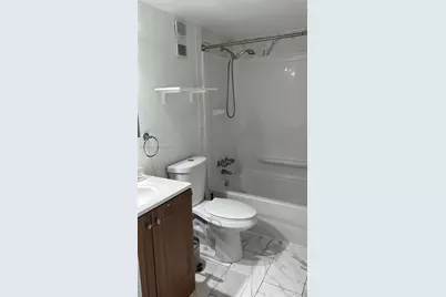 4675 W 18th Ct #1011, Hialeah, FL 33012 - Photo 12