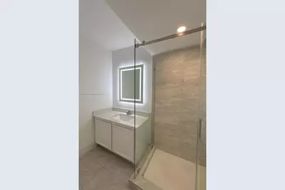 445 SW 11th St #209, Miami, FL 33130 - Photo 4