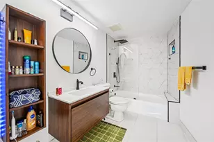 1750 N Bayshore Dr, Miami, FL 33132 - Photo 20
