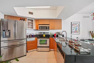 1750 N Bayshore Dr, Miami, FL 33132 - Photo 8