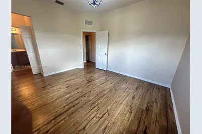 10800 NW 88th Ter #218, Doral, FL 33178 - Photo 14