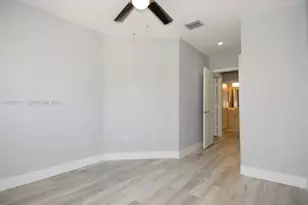 7636 Foxcroft Ln, Davie, FL 33328 - Photo 14
