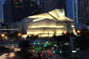 999 SW 1st Ave, Miami, FL 33130 - Photo 20