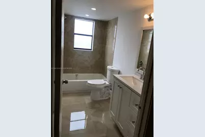 500 NE 2nd St #123, Dania Beach, FL 33004 - Photo 8