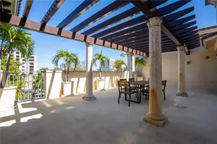 300 Majorca Ave, Coral Gables, FL 33134 - Photo 2