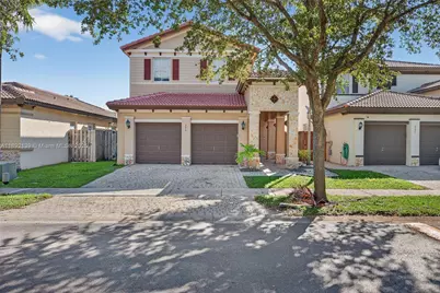 379 NE 25th Ter, Homestead, FL 33033 - Photo 1