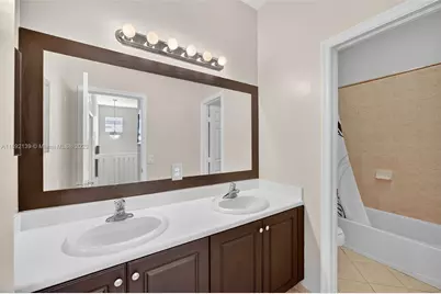 379 NE 25th Ter, Homestead, FL 33033 - Photo 26