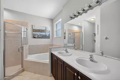 379 NE 25th Ter, Homestead, FL 33033 - Photo 32