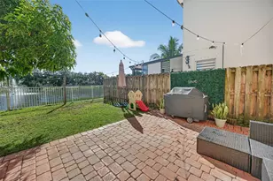 379 NE 25th Terrace, Homestead, FL 33033 - Photo 38