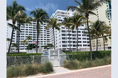 5005 Collins Ave, Miami Beach, FL 33140 - Photo 1