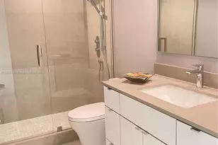 5005 Collins Ave, Miami Beach, FL 33140 - Photo 4