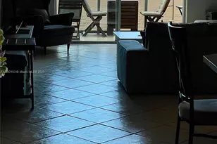 6039 Collins Ave, Miami Beach, FL 33140 - Photo 4