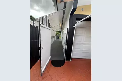 [Address not provided], Miami, FL 33173 - Photo 2