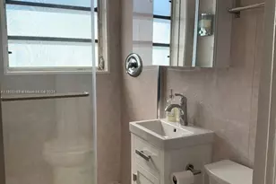 545 Michigan Ave, Miami Beach, FL 33139 - Photo 6