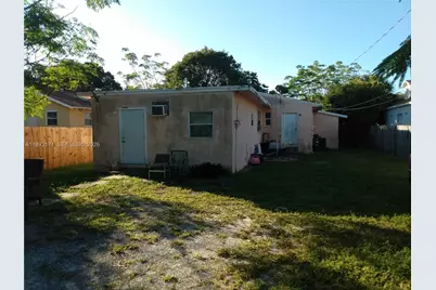 639 33rd St, West Palm Beach, FL 33407 - Photo 4