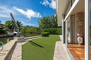 2120 S Bayshore Dr, Miami, FL 33133 - Photo 22