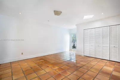 2120 S Bayshore Dr, Miami, FL 33133 - Photo 16