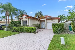 9934 NW 30th St, Doral, FL 33172 - Photo 2