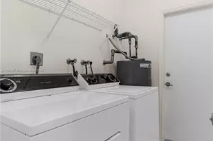 9934 NW 30th St, Doral, FL 33172 - Photo 28