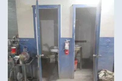 834 NW 10th Ter, Fort Lauderdale, FL 33311 - Photo 8