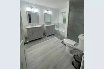 10470 SW 16th St, Pembroke Pines, FL 33025 - Photo 20