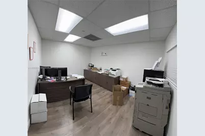 6405 NW 36th St, Virginia Gardens, FL 33166 - Photo 6