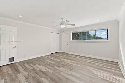 281 Jacaranda Dr #13, Plantation, FL 33324 - Photo 26