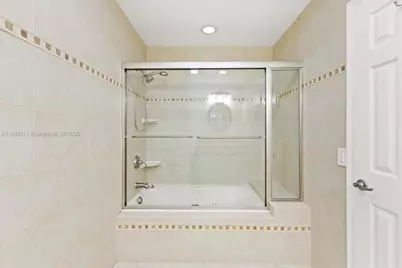 281 Jacaranda Dr #13, Plantation, FL 33324 - Photo 22