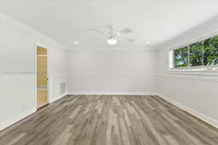 281 Jacaranda Dr, Plantation, FL 33324 - Photo 20