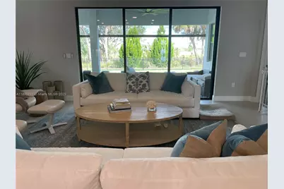 4960 Surfside Circle, Bradenton, FL 34211 - Photo 4