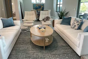 4960 Surfside Cir, Bradenton, FL 34211 - Photo 2