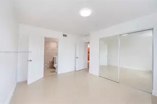 2775 W 61st Pl, Hialeah, FL 33016 - Photo 18