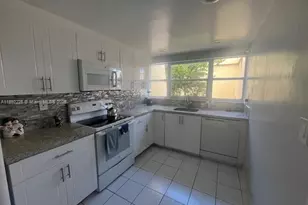 920 NE 199th St, Miami, FL 33179 - Photo 1