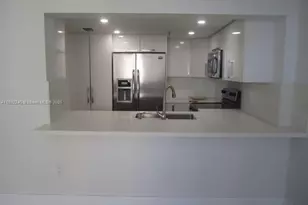 540 Brickell Key Dr, Miami, FL 33131 - Photo 20