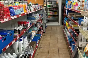 540 Brickell Key Dr, Miami, FL 33131 - Photo 38